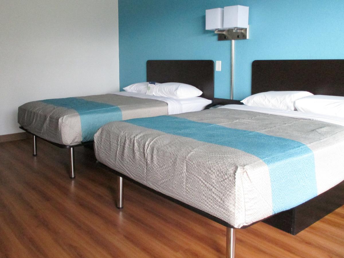 Econo Lodge 阿什伯勒 外观 照片