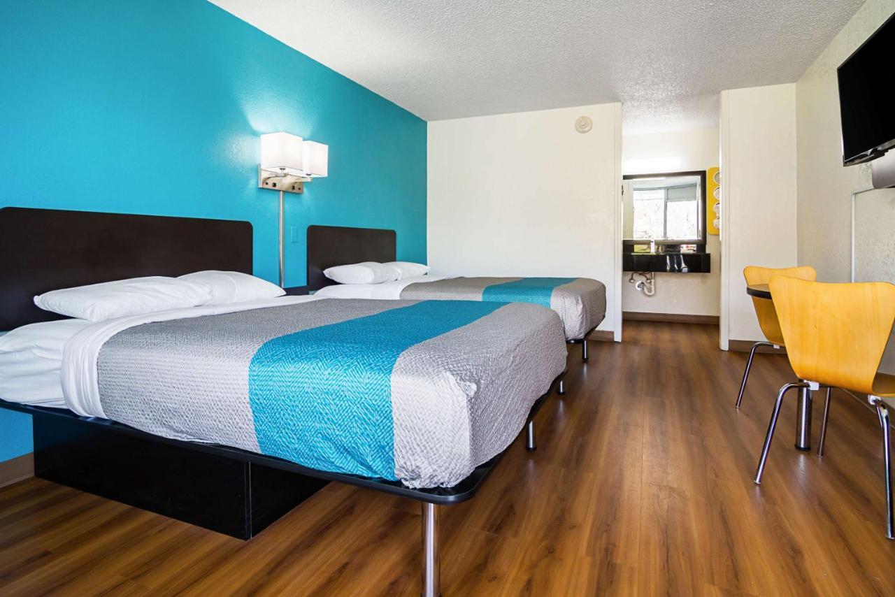 Econo Lodge 阿什伯勒 外观 照片